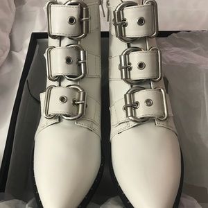 White moto booties! Super badass and chic!